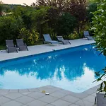 Les Beaux Chenes Casa vacanze *