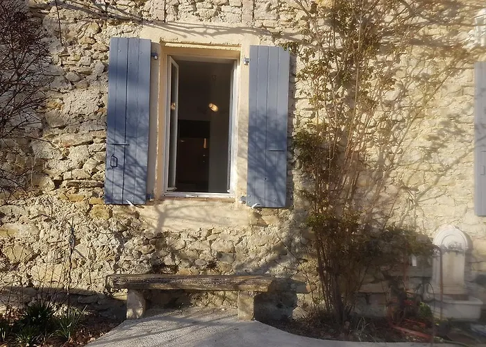 Les Beaux Chenes