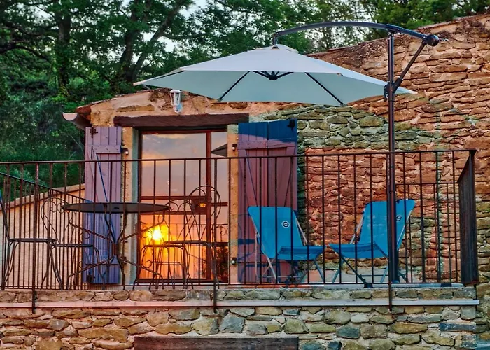 Les Beaux Chenes Ferienhaus *